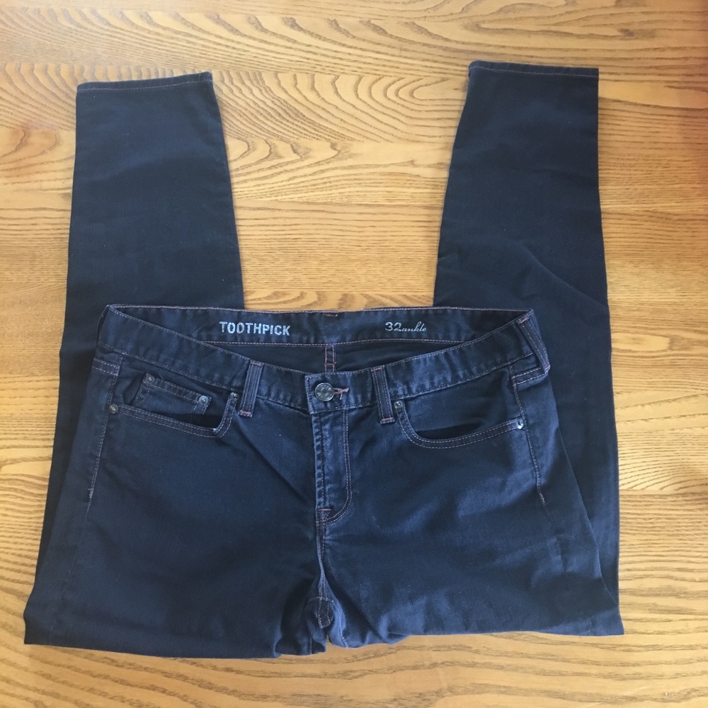 J Crew Black Toothpick/Skinny Ankle Cropped Jeans